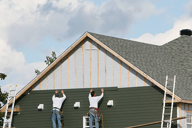 Professional Emergency Siding Repair technician working in Prospect, VA